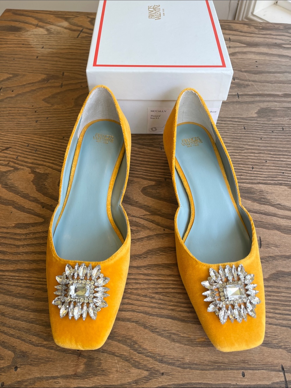 NEW! Frances Valentine mustard velvet rhinestone broach toe McCall size 9.5